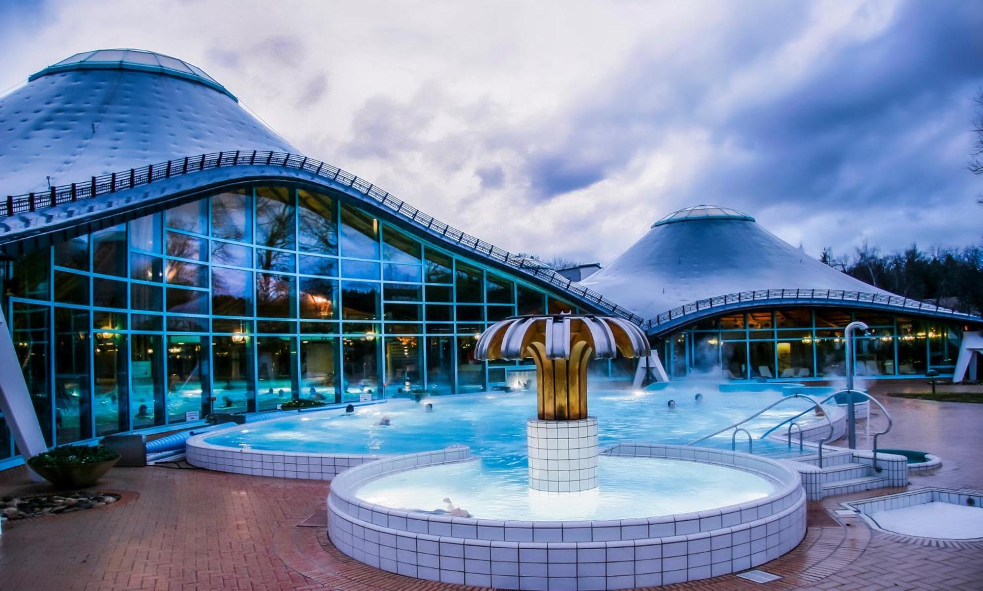 Rita - Atemberaubenden Wasserfaelle Triberg im Schwarzwald Exteriör bild